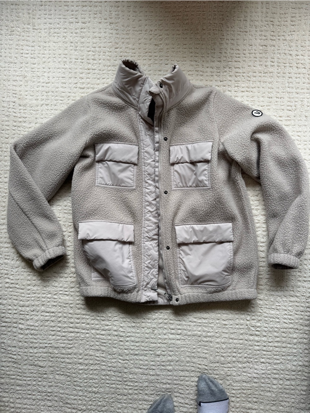 Vuori Teddy Fleece Jacket in Light Gray